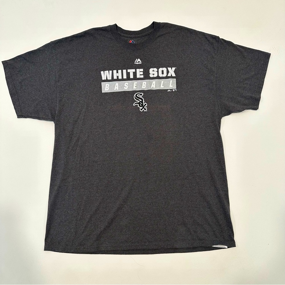 Chicago White Sox Glitter Logo Gray Baseball T-Shirt Women’s size 2XL